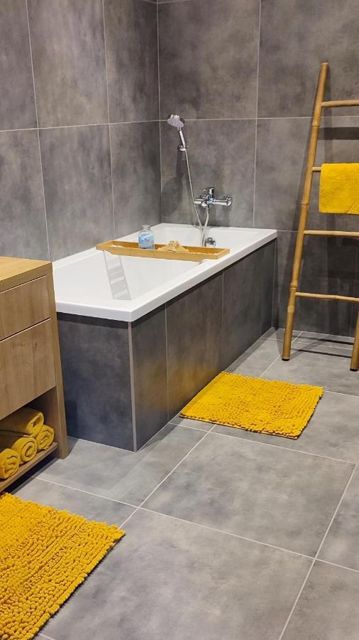 Ltm Apartman Spišská Nová Ves Extérieur photo